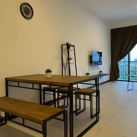 The Landmark Comfort Relax Spacious Sea View By Iz Tanjung Tokong Екстериор снимка